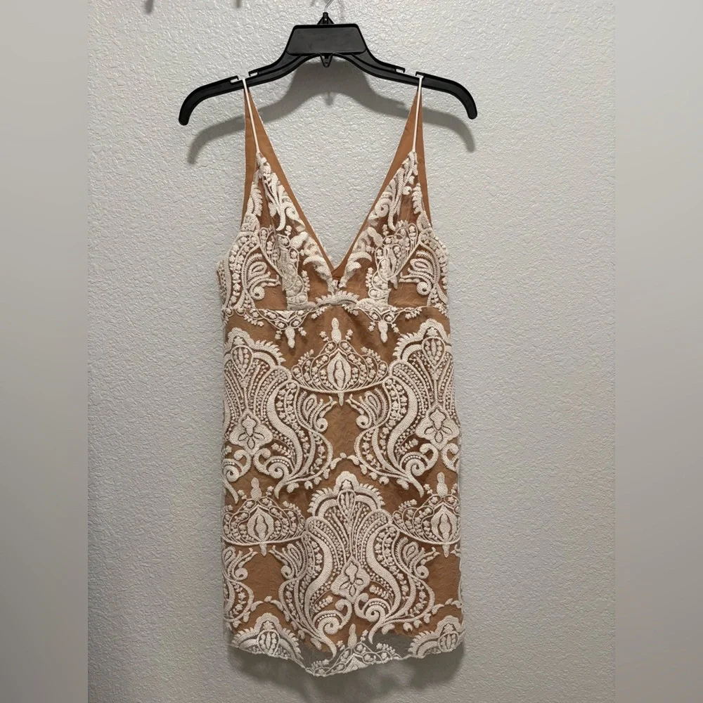 New Free People Night Shimmer Mini Dress in Ivory Sz6 MSRP:$108 - Picture 3 of 6